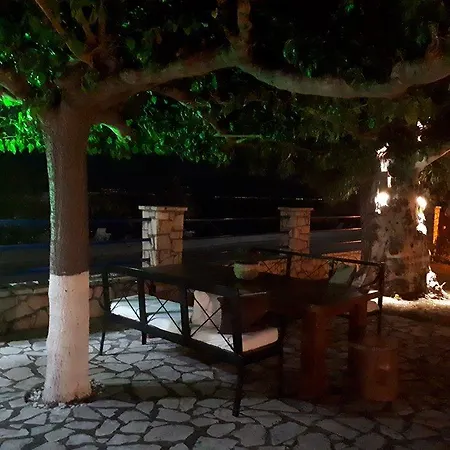 Holiday Tolofona Beach Eratini Exterior photo